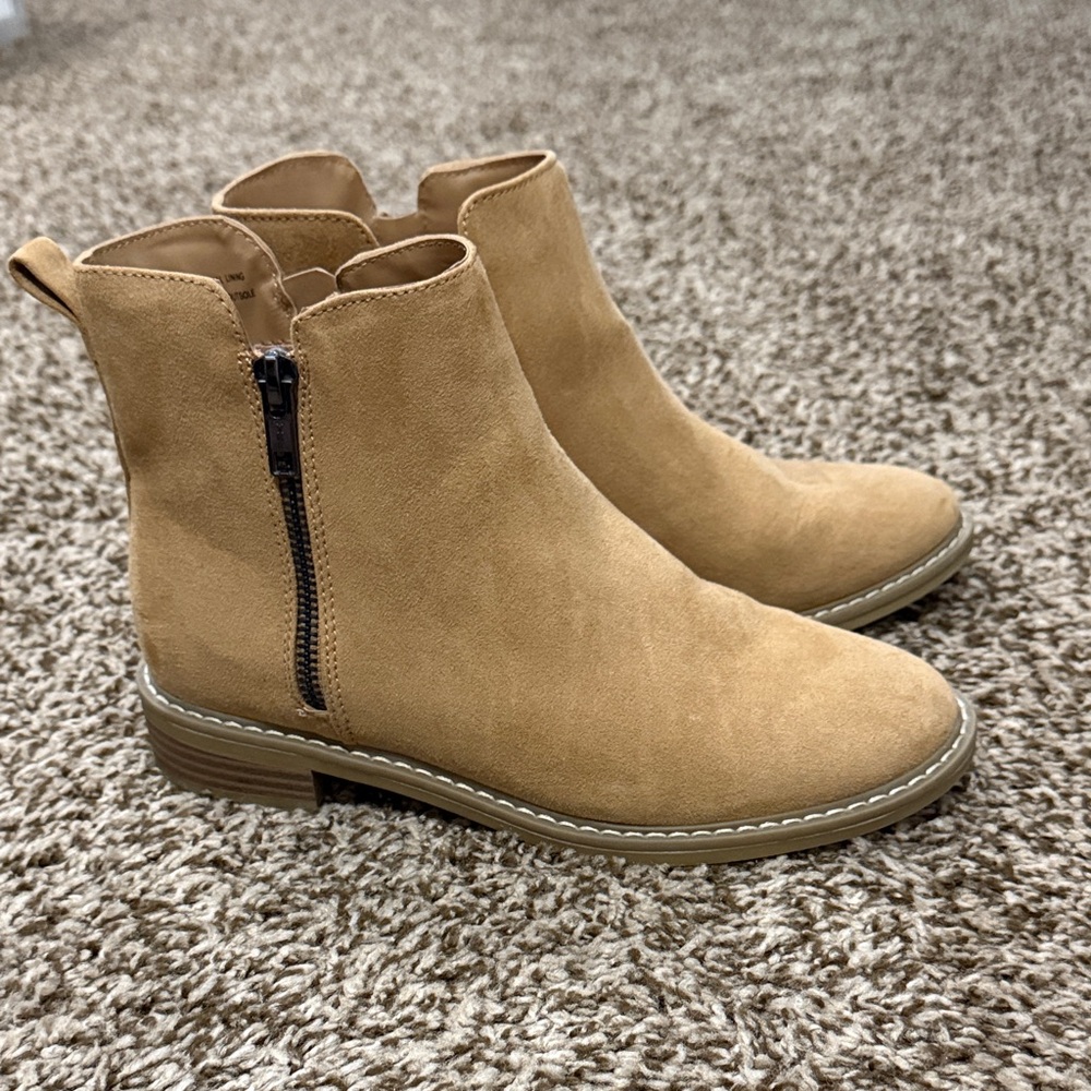 Universal Thread Camel Ankle Booties - image 1